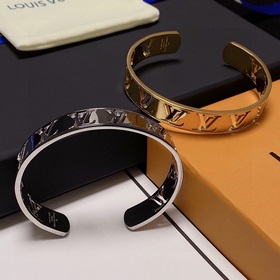 Новая серия браслетов LV Louis Vuitton с ажурным дизайном, подход