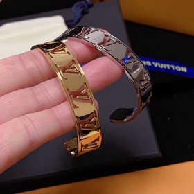 Новая серия браслетов LV Louis Vuitton с ажурным дизайном, подход