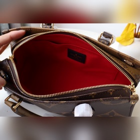 Сумка OnTheGo M46653 Оригинал Эта сумка OnTheGo сочетает в себе 