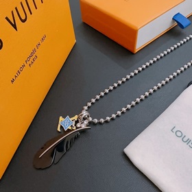 Оригинальный кулон Louis Vuitton LV, новая модель из фирменного м