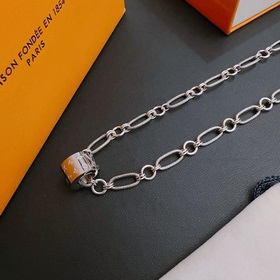 Оригинальное колье Louis Vuitton LV, новая модель из фирменного м