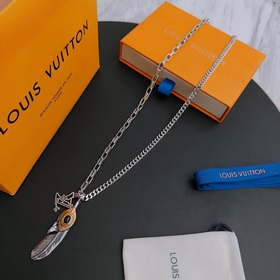 Оригинальное колье Louis Vuitton LV, новая модель из фирменного м