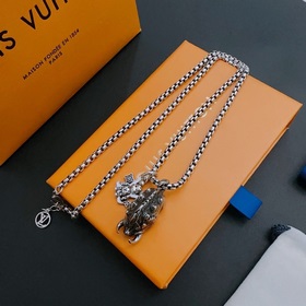 Оригинальный кулон Louis Vuitton LV, новая модель из фирменного м