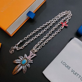 Оригинальное колье Louis Vuitton LV, новая модель из фирменного м
