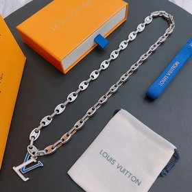 Оригинальное колье Louis Vuitton LV, новая модель из фирменного м