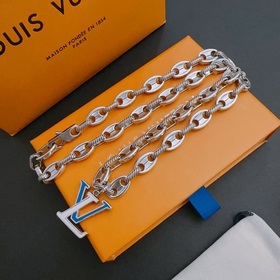 Оригинальное колье Louis Vuitton LV, новая модель из фирменного м