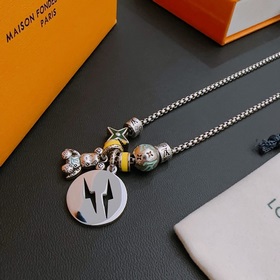 Оригинальное колье Louis Vuitton LV, новая модель из фирменного м