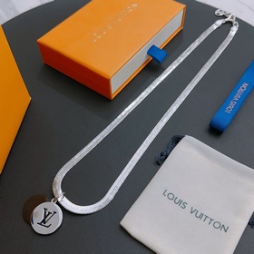 Оригинальное колье Louis Vuitton LV, новая модель из фирменного м