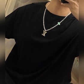 Оригинальное колье Louis Vuitton LV, новая модель из фирменного м