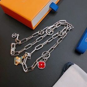 Оригинальное колье Louis Vuitton LV, новая модель из фирменного м