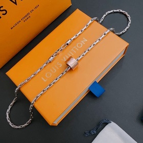 Оригинальный кулон Louis Vuitton LV, новая модель из фирменного м