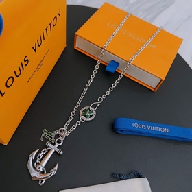 Оригинальное колье Louis Vuitton LV, новая модель из фирменного м