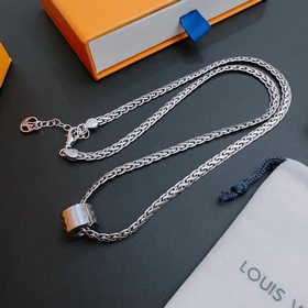 Оригинальный кулон Louis Vuitton LV, новая модель из фирменного м