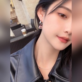 Новинка 2023 года, подлинный товар, новые серьги-гвоздики с буква