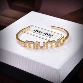 Новинка 2023 года, подлинный товар, новый браслет miumiu с буквам