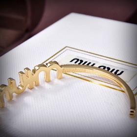 Новинка 2023 года, подлинный товар, новый браслет miumiu с буквам