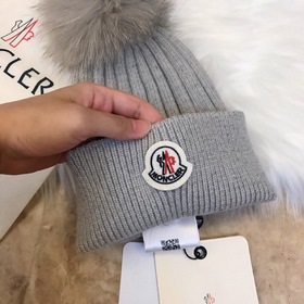 MONCLER вязаная шапка из шерсти, высокая версия с меховым помпоно