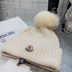 В комплекте с защитным чехлом Moncler Высококачественная теплая в