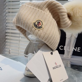 В комплекте с защитным чехлом Moncler Высококачественная теплая в
