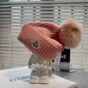 В комплекте с защитным чехлом Moncler Высококачественная теплая в