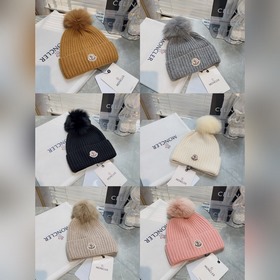 В комплекте с защитным чехлом Moncler Высококачественная теплая в