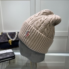 Новинка — MONCLER вязаная шапка из шерсти с QR-кодом, отличное к