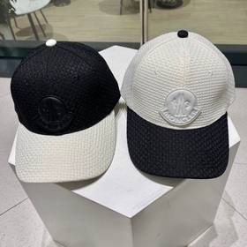 MONCLER Новая модель лаконичной бейсболки весна-лето 2023, поступ