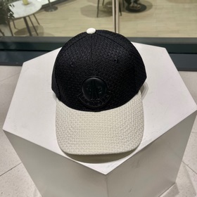 MONCLER Новая модель лаконичной бейсболки весна-лето 2023, поступ