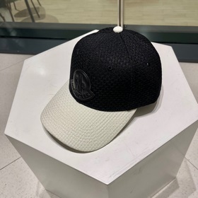 MONCLER Новая модель лаконичной бейсболки весна-лето 2023, поступ