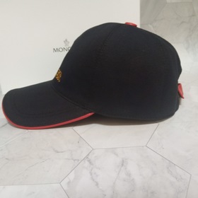 Бейсболка Moncler, дышащая кепка из хлопкового полотна. Отличное 