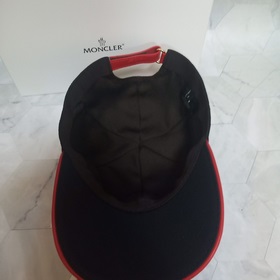 Бейсболка Moncler, дышащая кепка из хлопкового полотна. Отличное 
