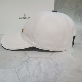 Бейсболка Moncler, дышащая кепка из хлопкового полотна. Отличное 