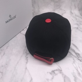 Бейсболка Moncler, дышащая кепка из хлопкового полотна. Отличное 