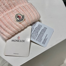 MONCLER вязаная шапка из шерсти, высокая версия с меховым помпоно