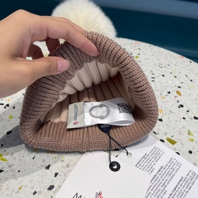 MONCLER вязаная шапка с ушанкой, высокая версия из шерсти с мехов