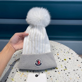 MONCLER вязаная шапка с ушанкой, высокая версия из шерсти с мехов