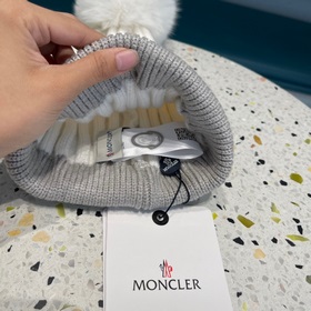 MONCLER вязаная шапка с ушанкой, высокая версия из шерсти с мехов