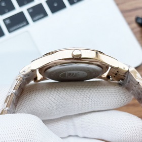 Фотография реального товара Бренд： Omega Тип： [круто] Часы для п