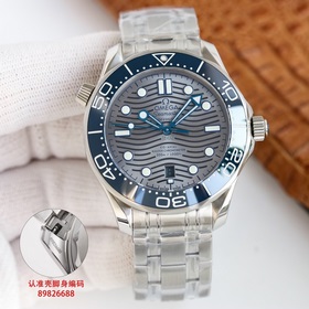 GR Omega Seamaster оснащен механизмом 8800 с двойным T-образным б