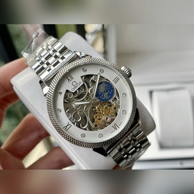 OMEGA - высококачественные мужские часы. Элегантный и величествен