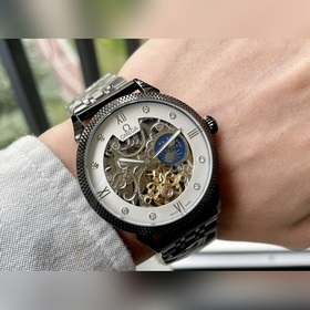 OMEGA - высококачественные мужские часы. Элегантный и величествен