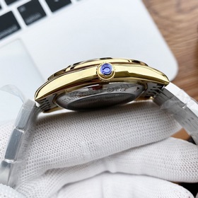 Новая модель OMEGA 2023 года, оснащенная оригинальным импортным м