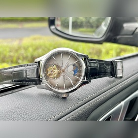 OMEGA - высококачественные мужские часы. Элегантный и величествен