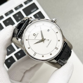 Новейшая модель, OMEGA Seamaster, является лидером на рынке, кото