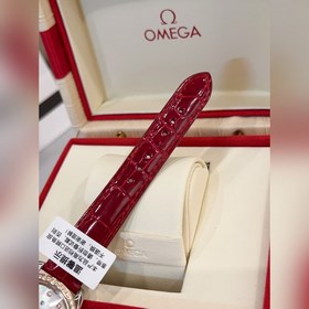 Новая серия Omega Seamaster Кожаллигатора. Популярная модель в ма