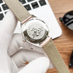 Женские часы Omega Seamaster. Безупречное качество. Простой и чис