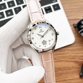 Женские часы Omega Seamaster. Безупречное качество. Простой и чис