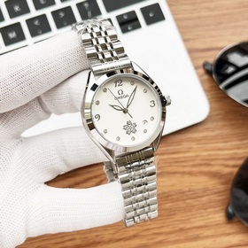 Женские часы Omega Seamaster. Безупречное качество. Простой и чис