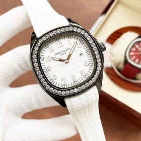 Patek Philippe. Элегантные мужские часы классического дизайна с т