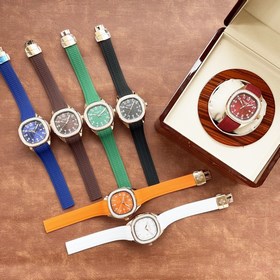 Patek Philippe. Элегантные мужские часы классического дизайна с т